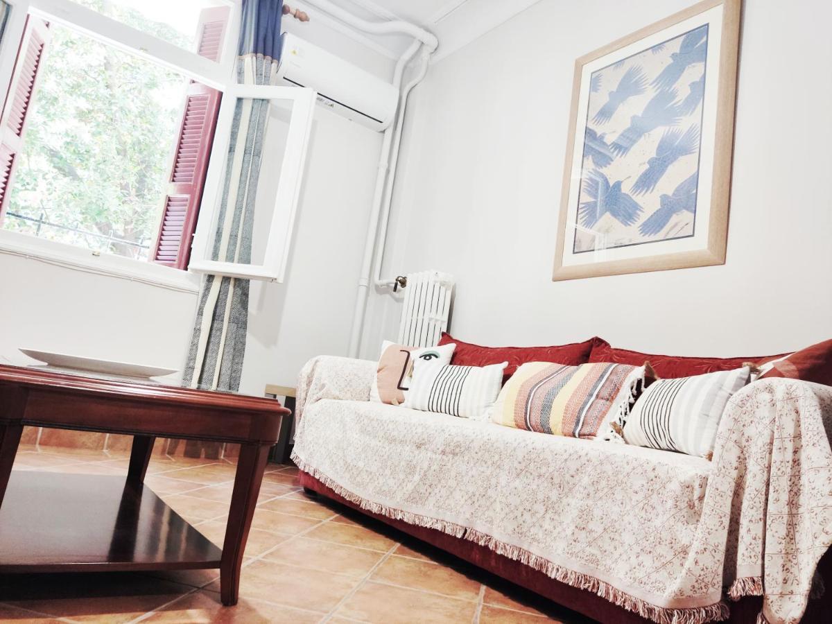 Under The Rock Of Acropolis By Yha Apartment Атина Екстериор снимка